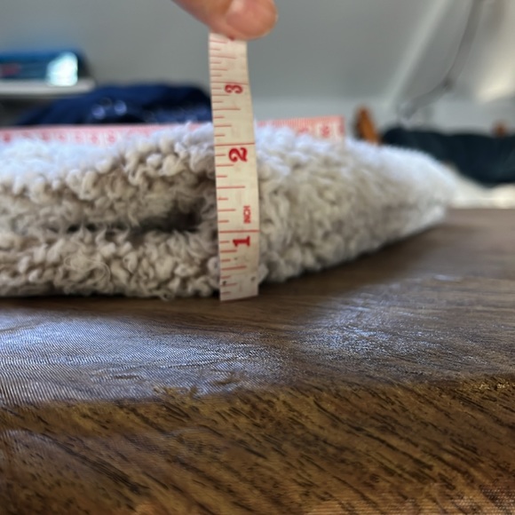 Thread & Supply Off-White Gray Ivory Sherpa Fleece Zip Up Vest Size M - Picture 13 of 13